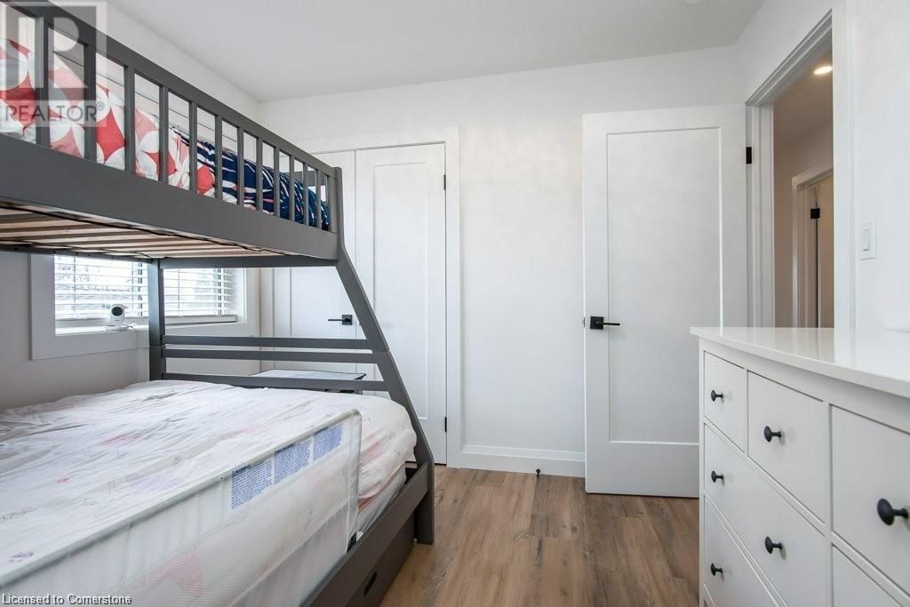 81 FIFTH AVENUE Image 31