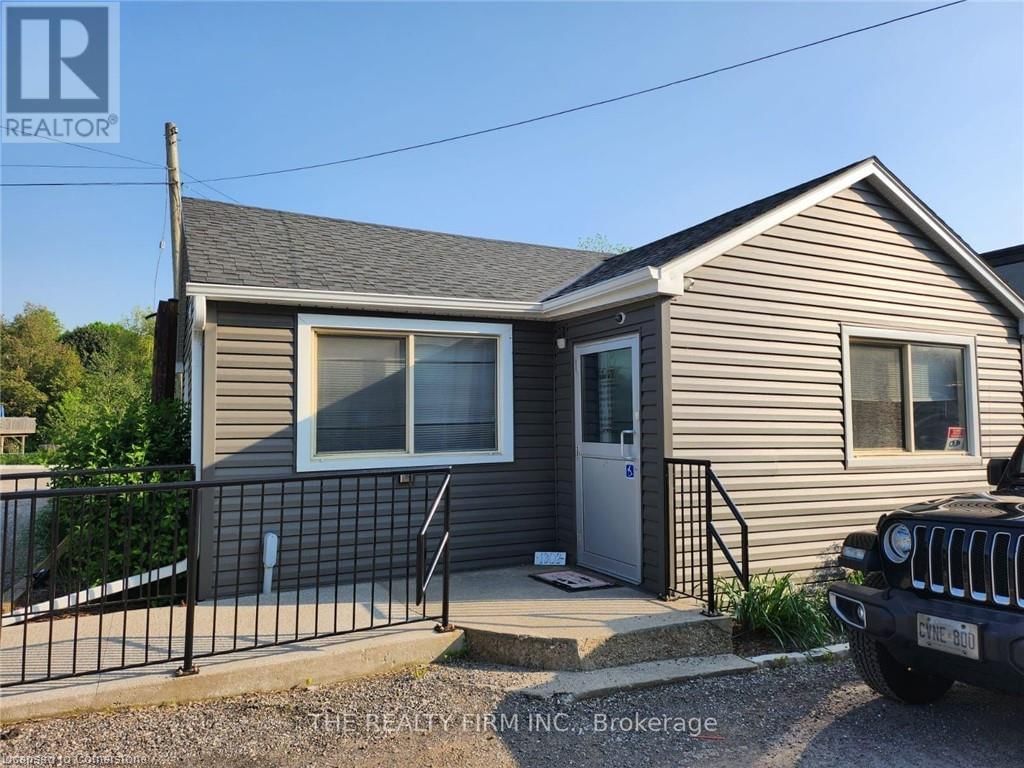 1302 SWAN STREET NORTH Image 3