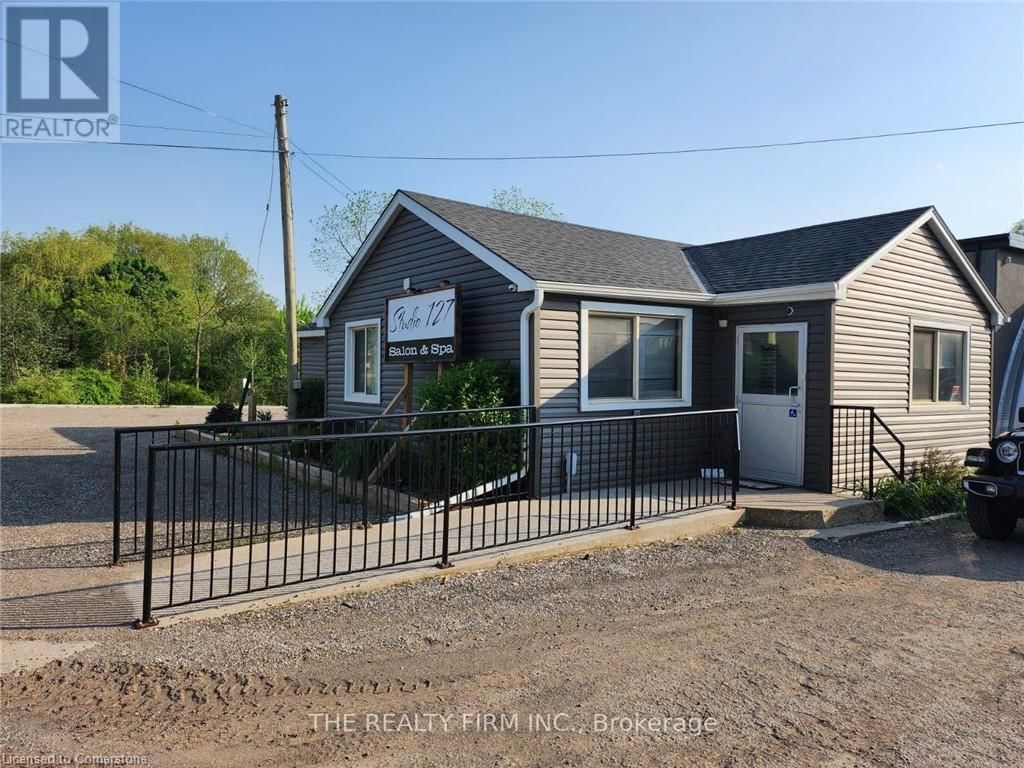 1302 SWAN STREET NORTH Image 5