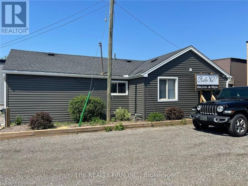 1302 SWAN STREET NORTH Image 7