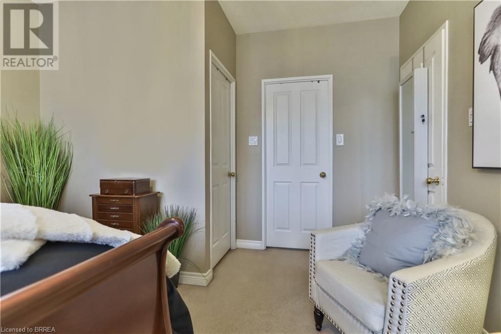 104 - 255 KEATS WAY Image 17