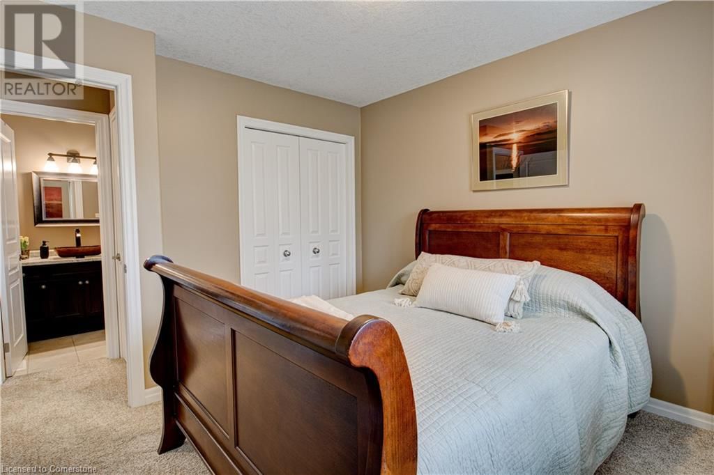 12 - 15 BANNISTER COURT Image 16