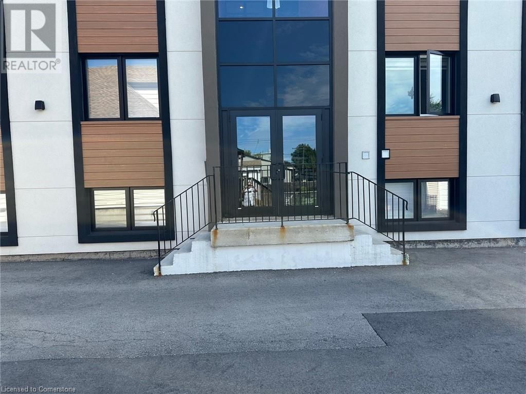 3 - 816 CONCESSION STREET Image 2