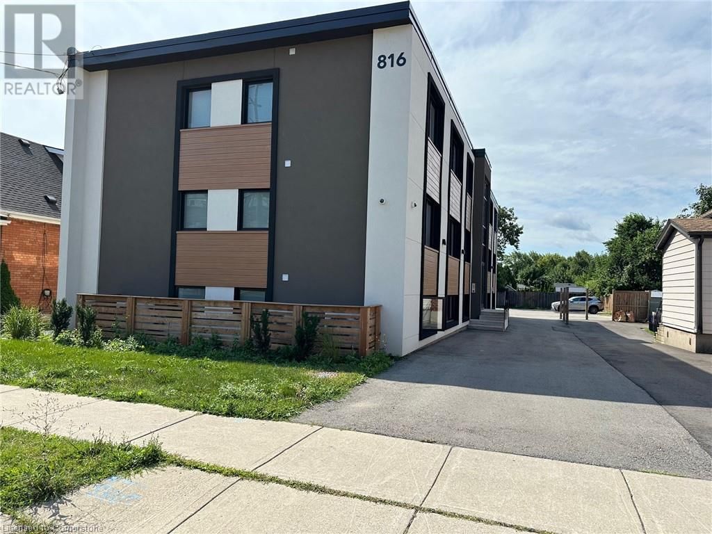 3 - 816 CONCESSION STREET Image 31