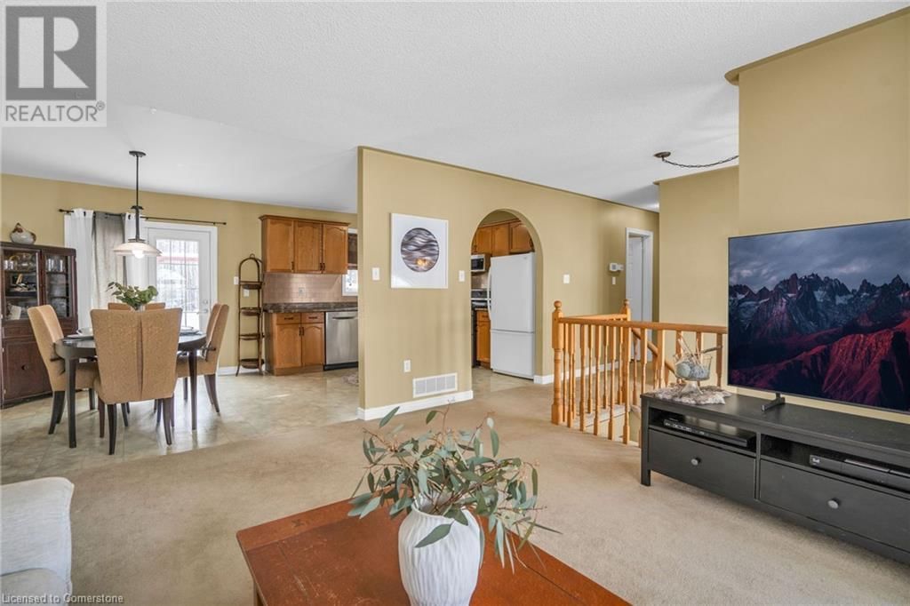 35 PINE PARK BOULEVARD Image 7