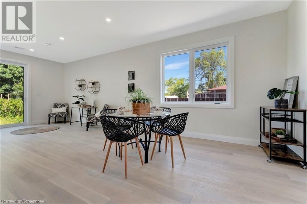 10 BLAIN AVENUE Image 10