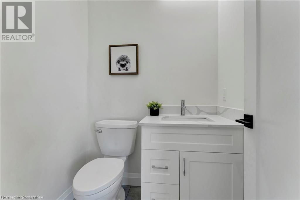 10 BLAIN AVENUE Image 16