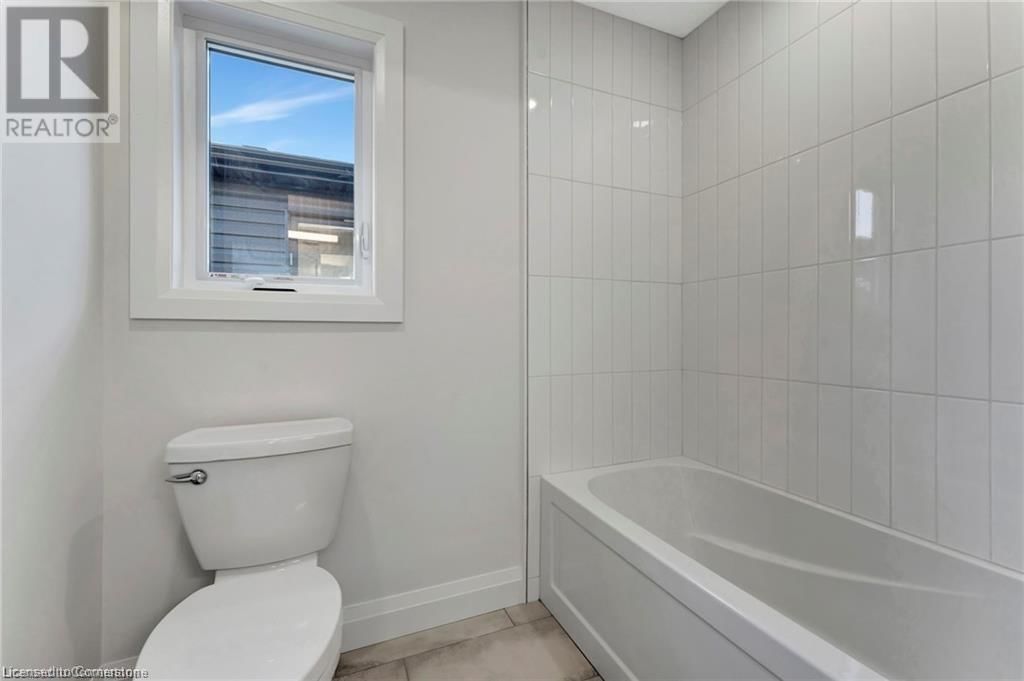 10 BLAIN AVENUE Image 25