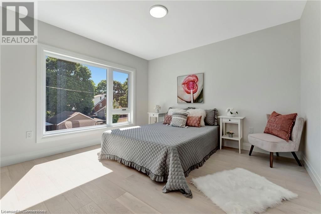 10 BLAIN AVENUE Image 26