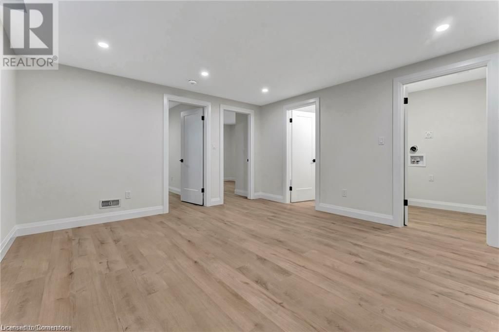10 BLAIN AVENUE Image 33