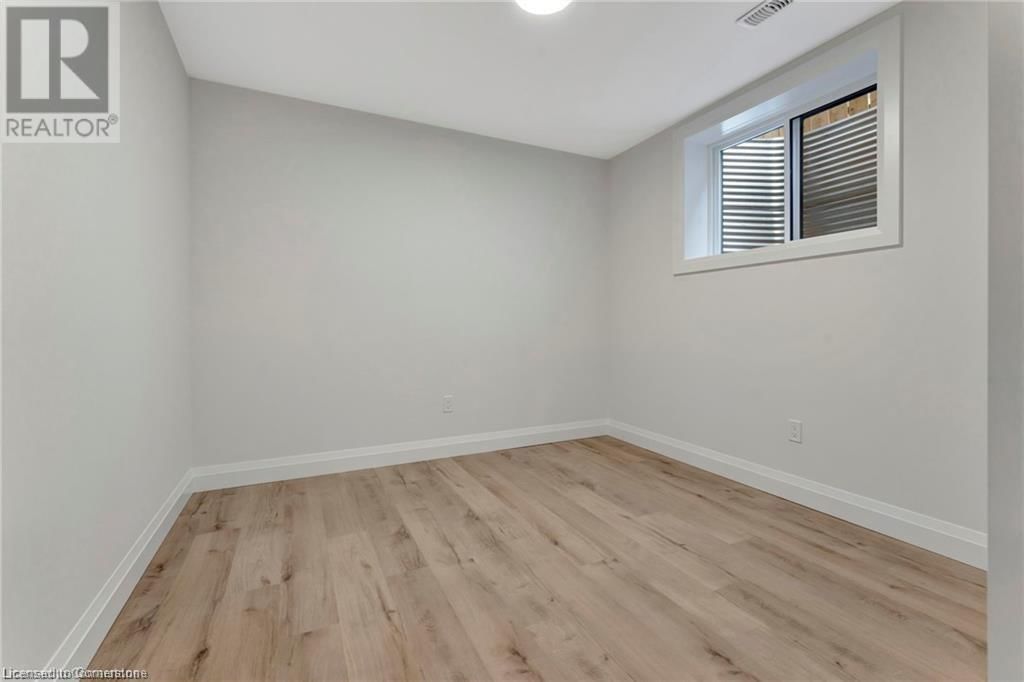 10 BLAIN AVENUE Image 36
