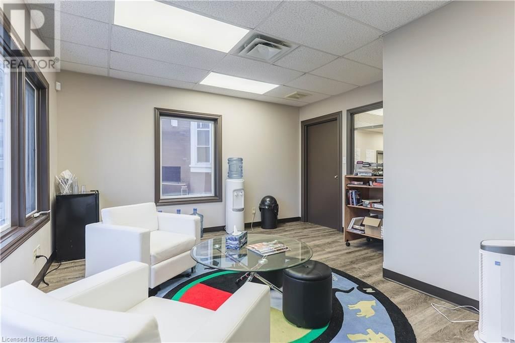 B.3 - 30 BRANT AVENUE Image 13