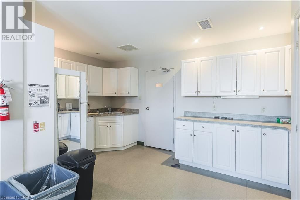B.3 - 30 BRANT AVENUE Image 28