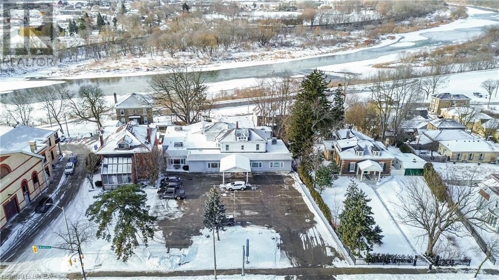 B.3 - 30 BRANT AVENUE Image 42
