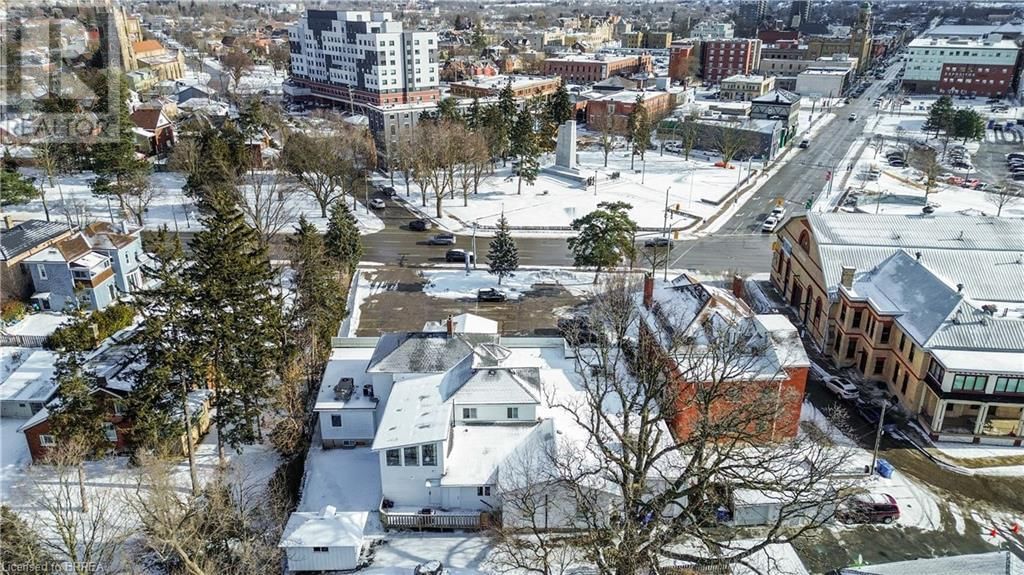 B.3 - 30 BRANT AVENUE Image 46