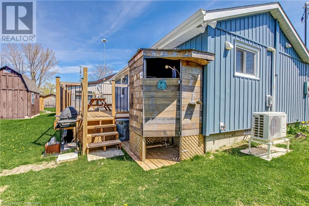 20 4TH AVENUE Image 10