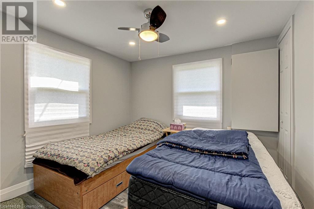 20 4TH AVENUE Image 39