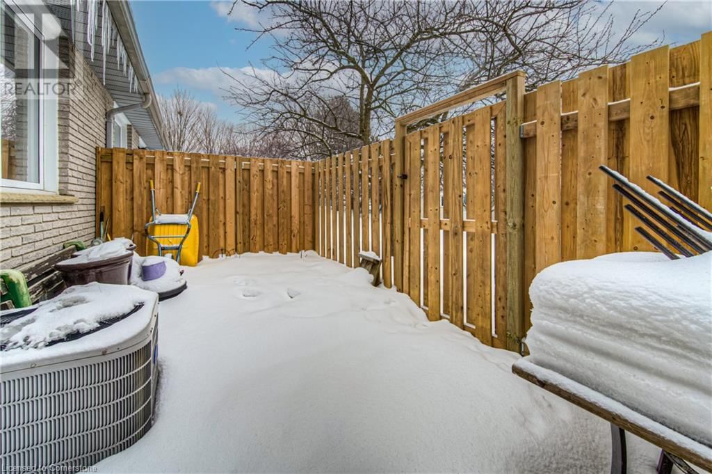 5 - 395 KINGSCOURT DRIVE Image 14