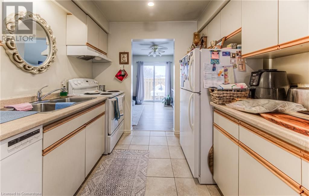 5 - 395 KINGSCOURT DRIVE Image 6