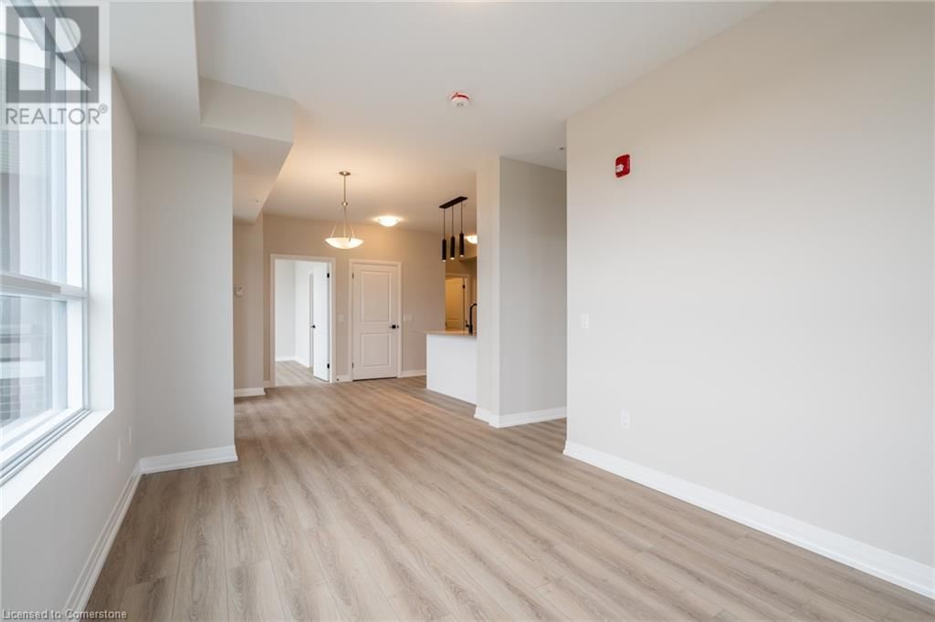 302 - 120 SPRINGVALLEY CRESCENT Image 26