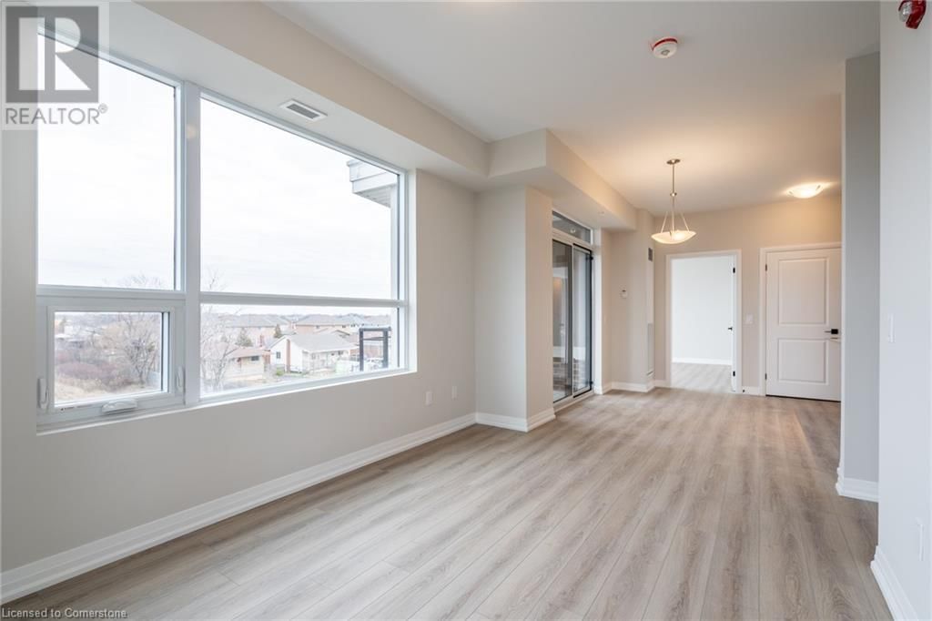 302 - 120 SPRINGVALLEY CRESCENT Image 27