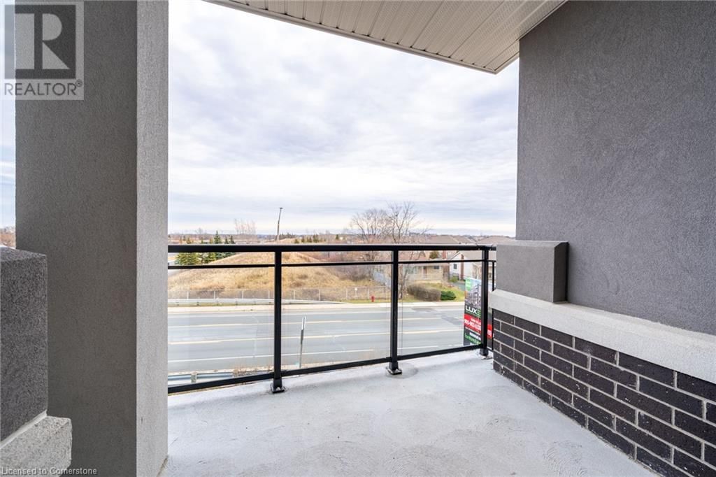 302 - 120 SPRINGVALLEY CRESCENT Image 38