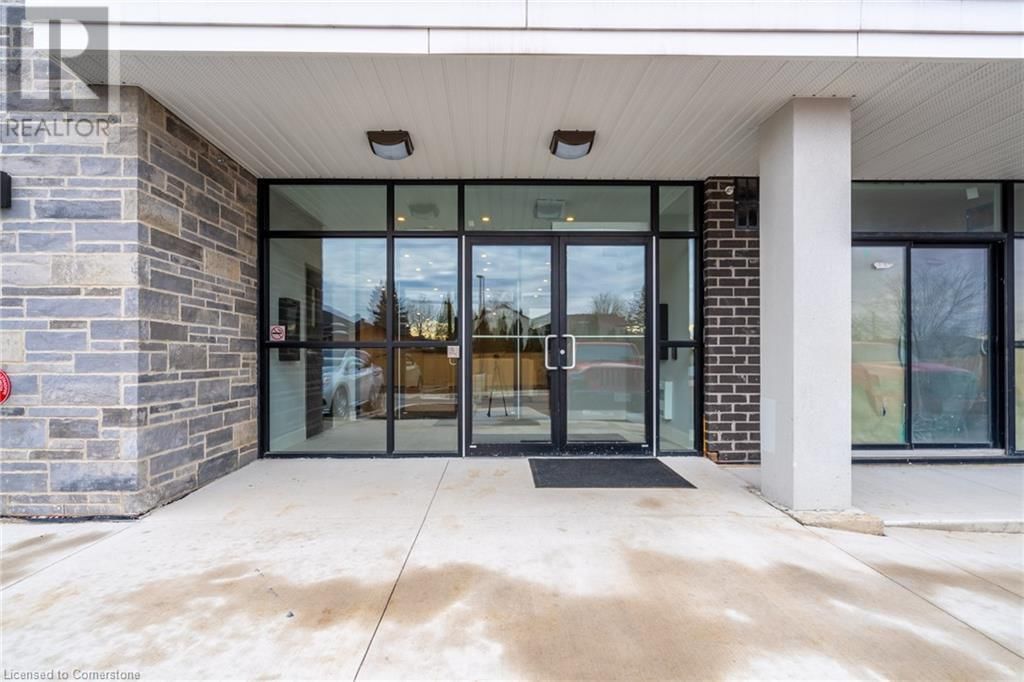 302 - 120 SPRINGVALLEY CRESCENT Image 8