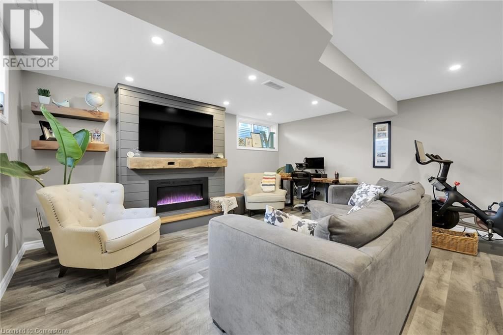 26 BASSWOOD ROAD Image 18