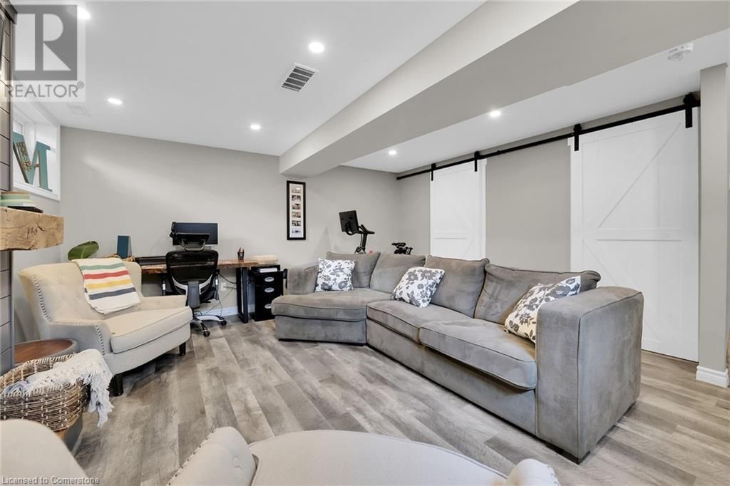 26 BASSWOOD ROAD Image 19