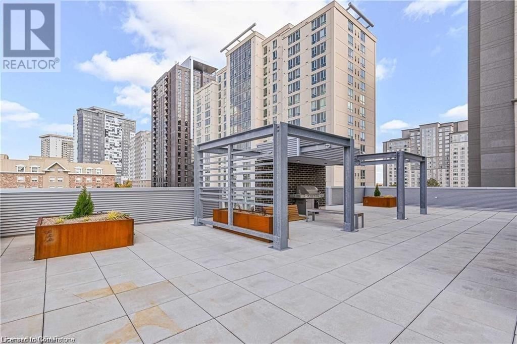 502 - 318 SPRUCE STREET Image 32