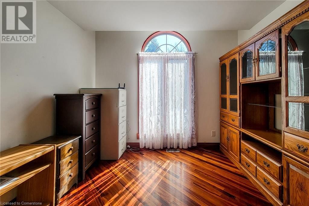 8831 SCHISLER ROAD Image 35