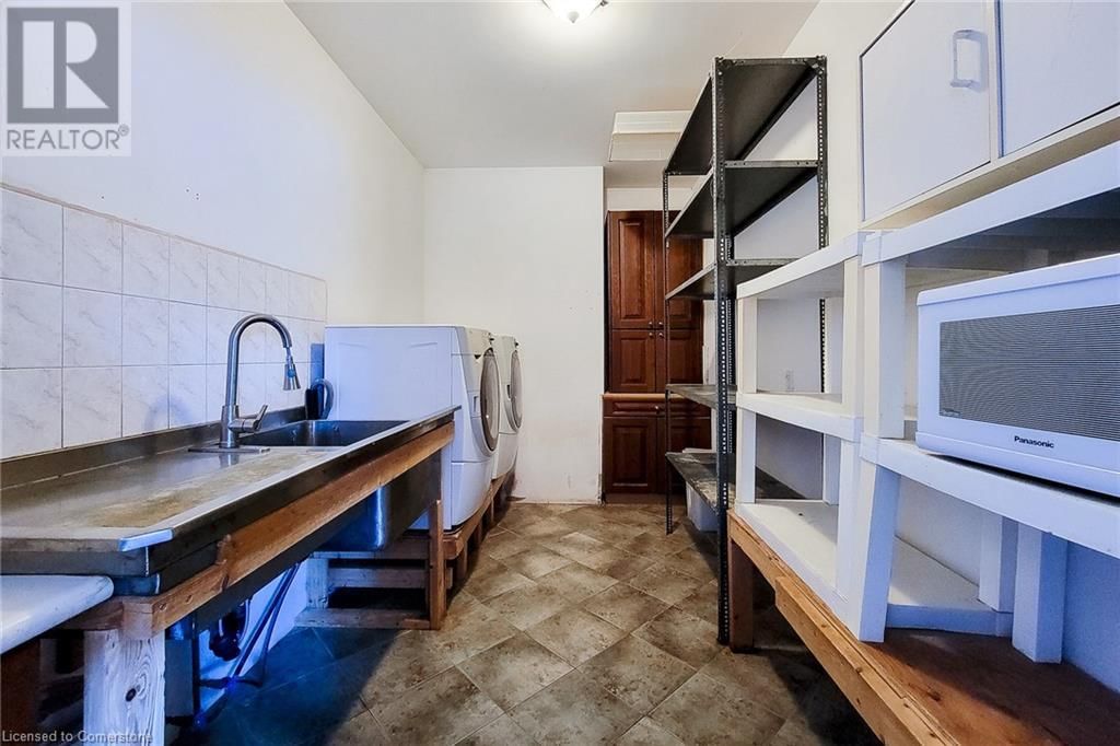 8831 SCHISLER ROAD Image 37