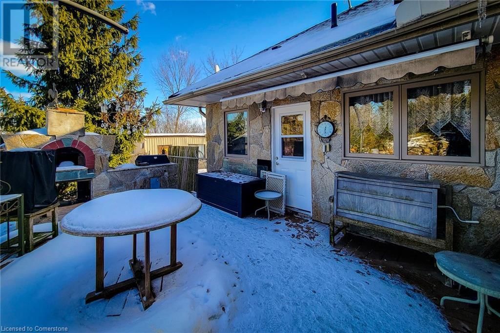 8831 SCHISLER ROAD Image 4