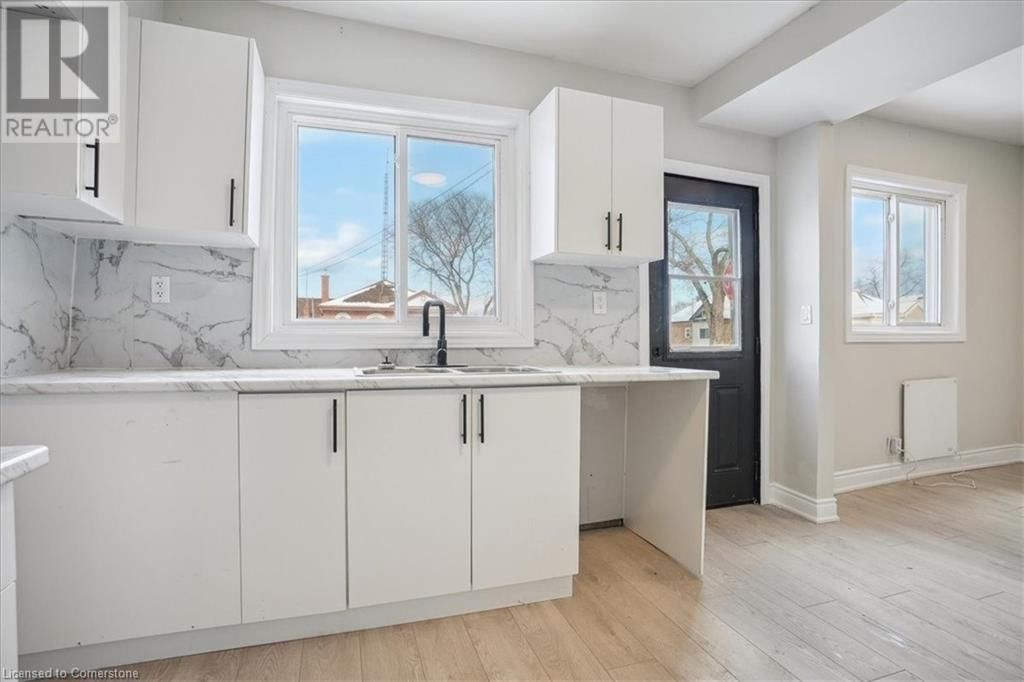 510 BRITANNIA AVENUE Image 10