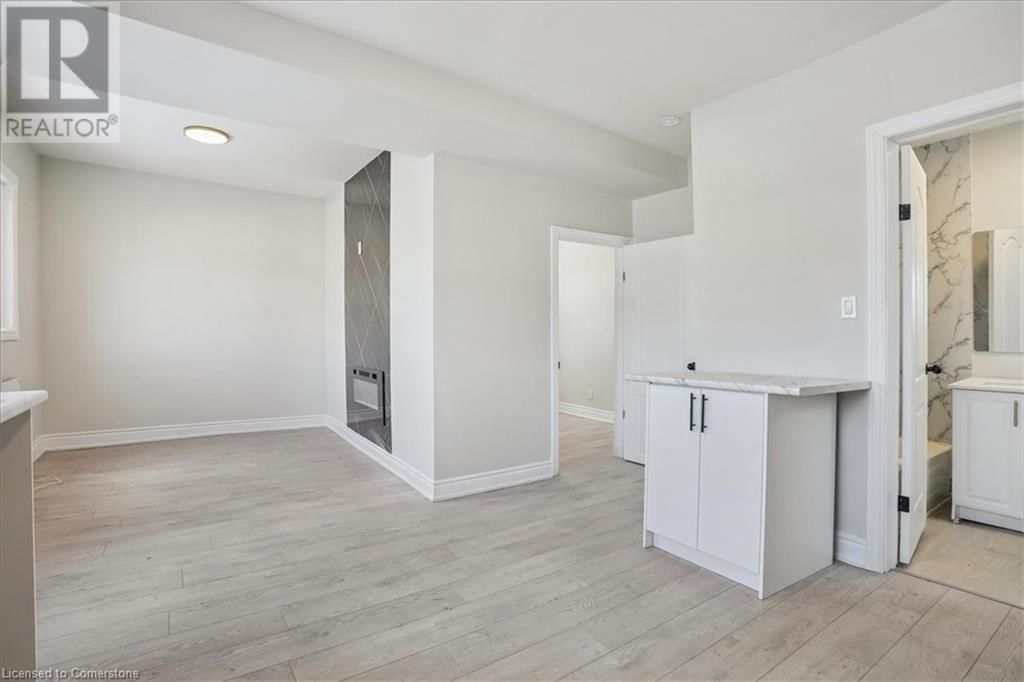 510 BRITANNIA AVENUE Image 11