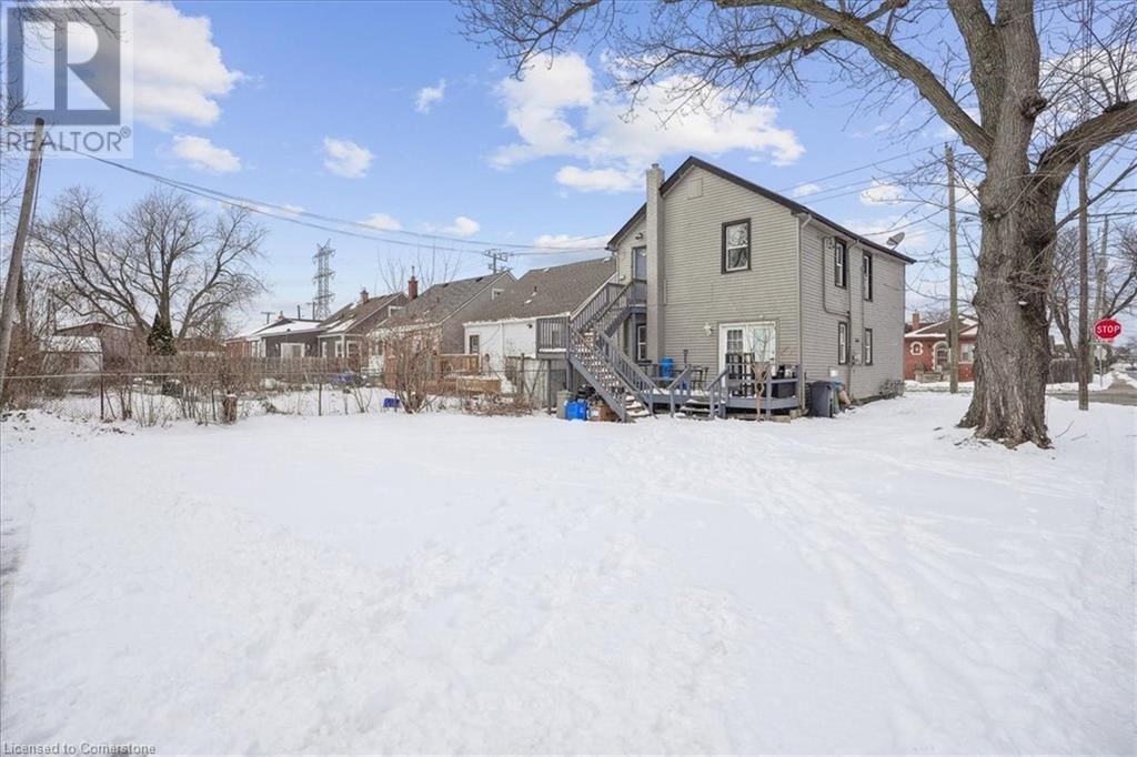 510 BRITANNIA AVENUE Image 34