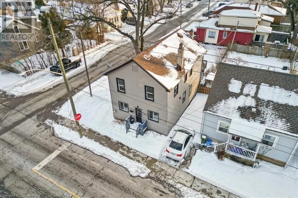 510 BRITANNIA AVENUE Image 37