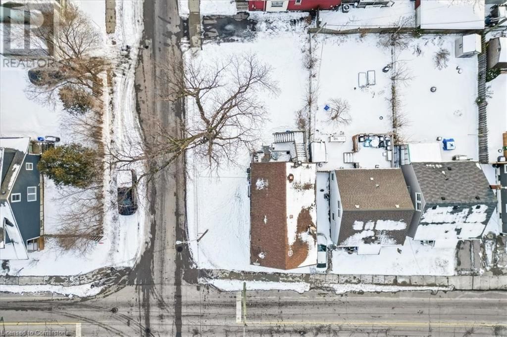 510 BRITANNIA AVENUE Image 44