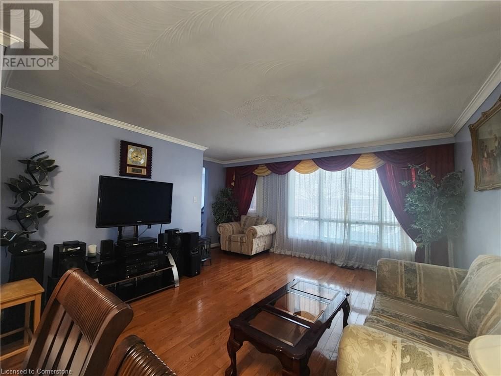 55 FIRGROVE CRESCENT Image 3