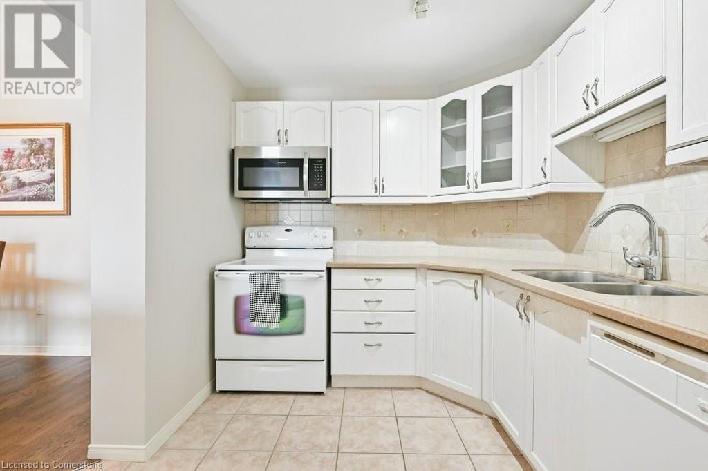 610 - 2085 AMHERST HEIGHTS DRIVE Image 12