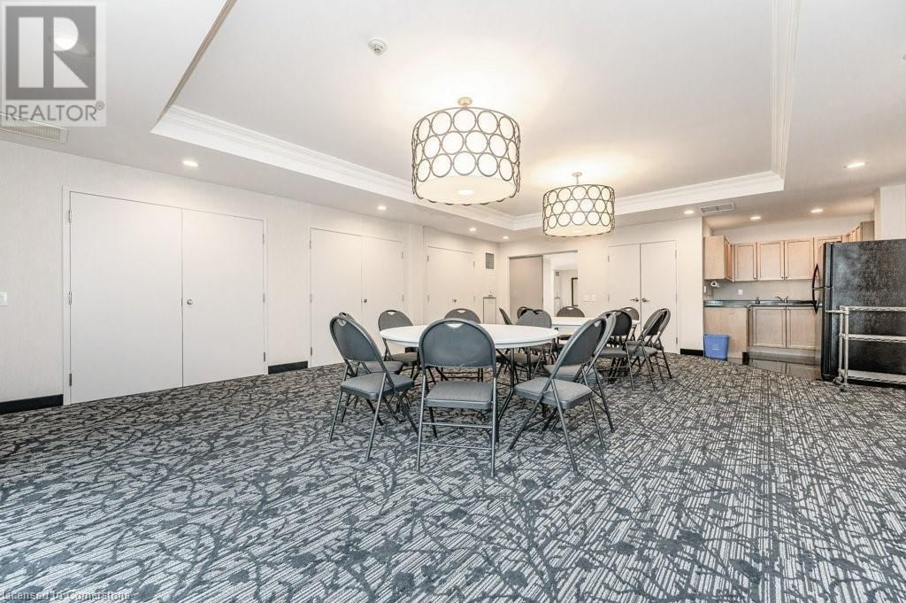 610 - 2085 AMHERST HEIGHTS DRIVE Image 33
