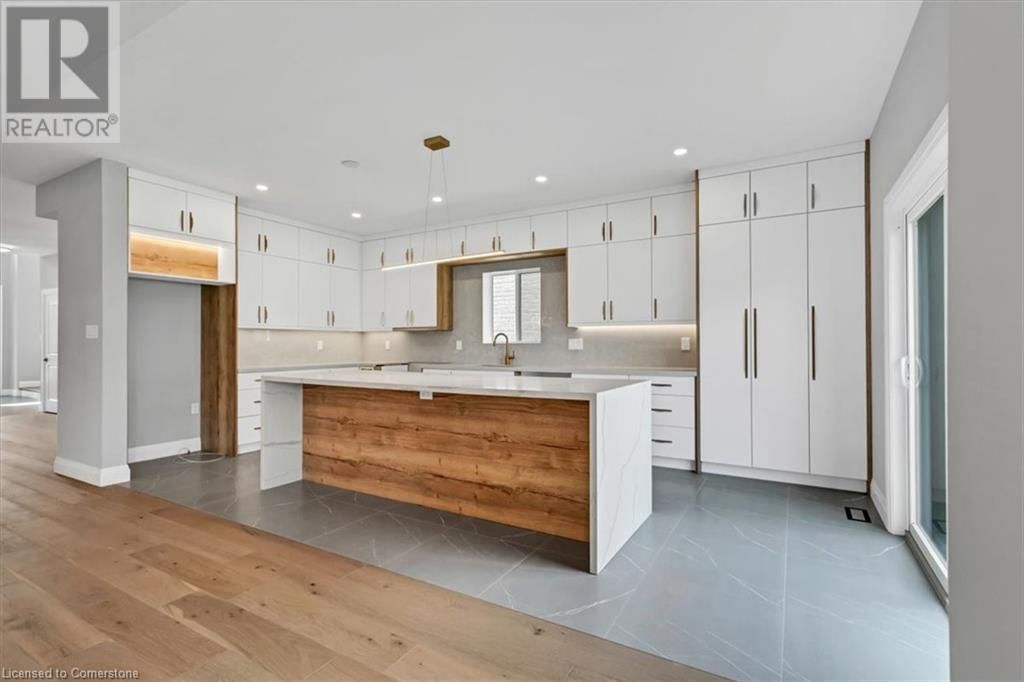 382 SOUTHCOTE ROAD Image 11