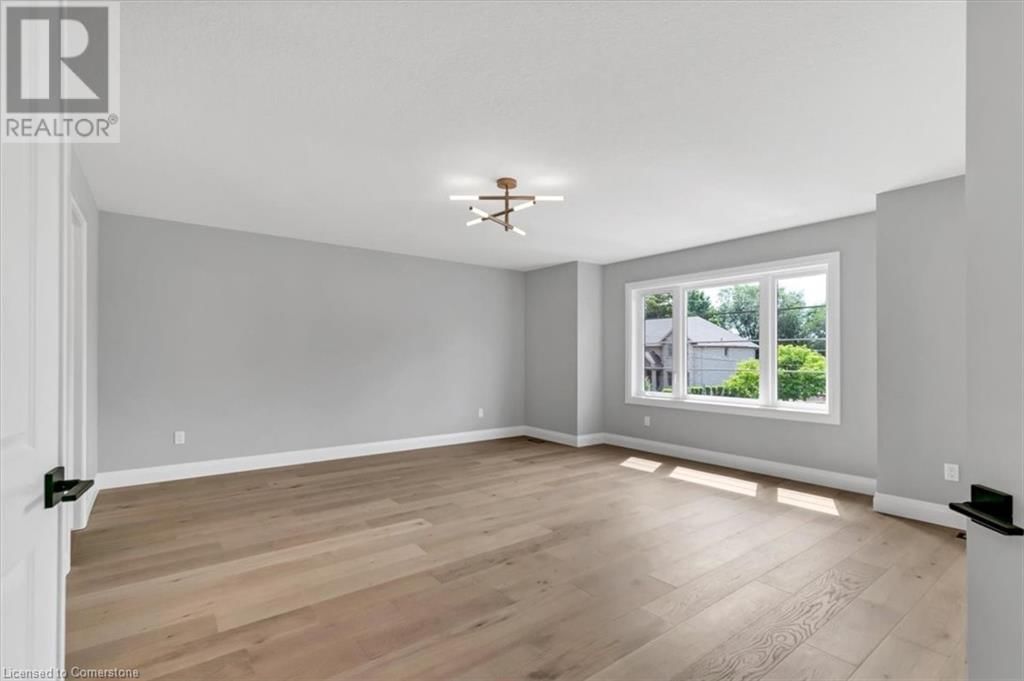 382 SOUTHCOTE ROAD Image 16