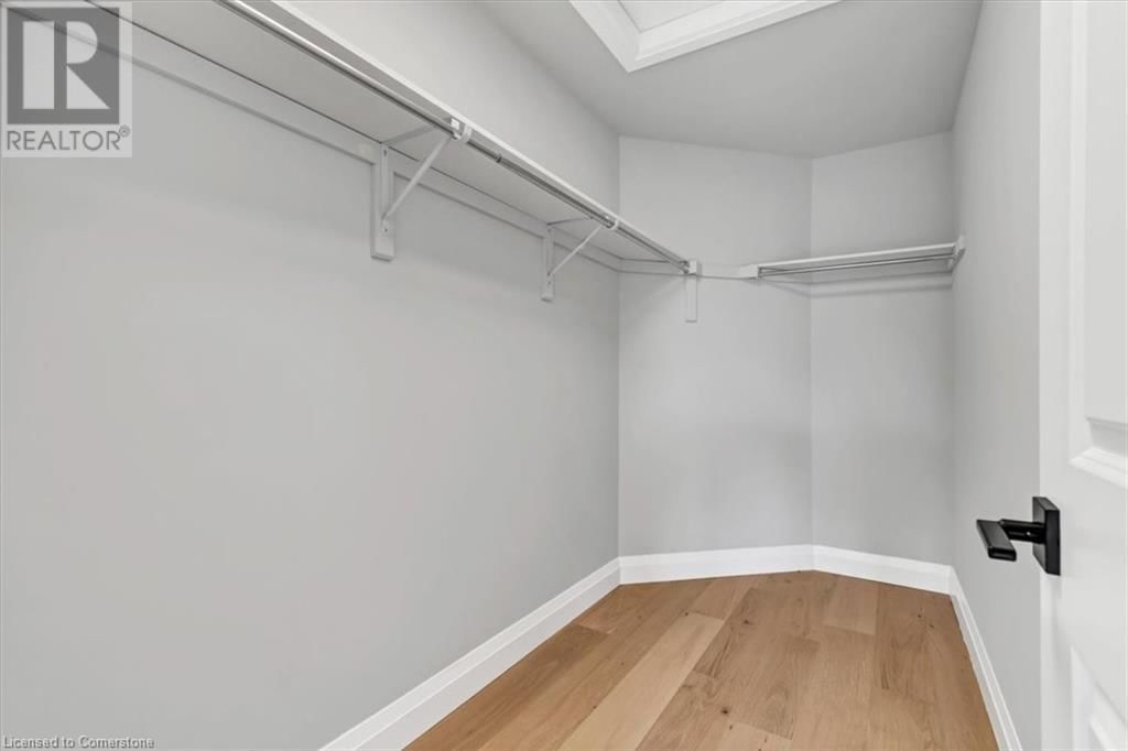 382 SOUTHCOTE ROAD Image 18