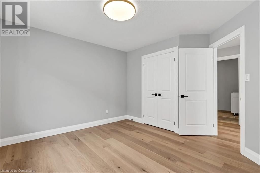 382 SOUTHCOTE ROAD Image 22
