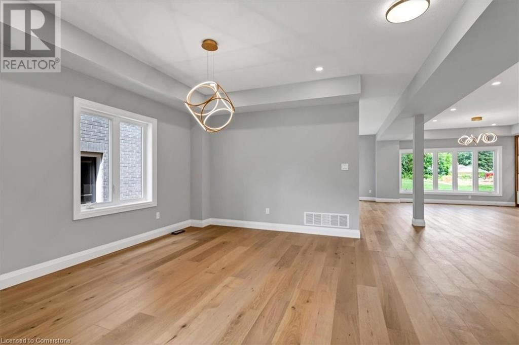 382 SOUTHCOTE ROAD Image 3