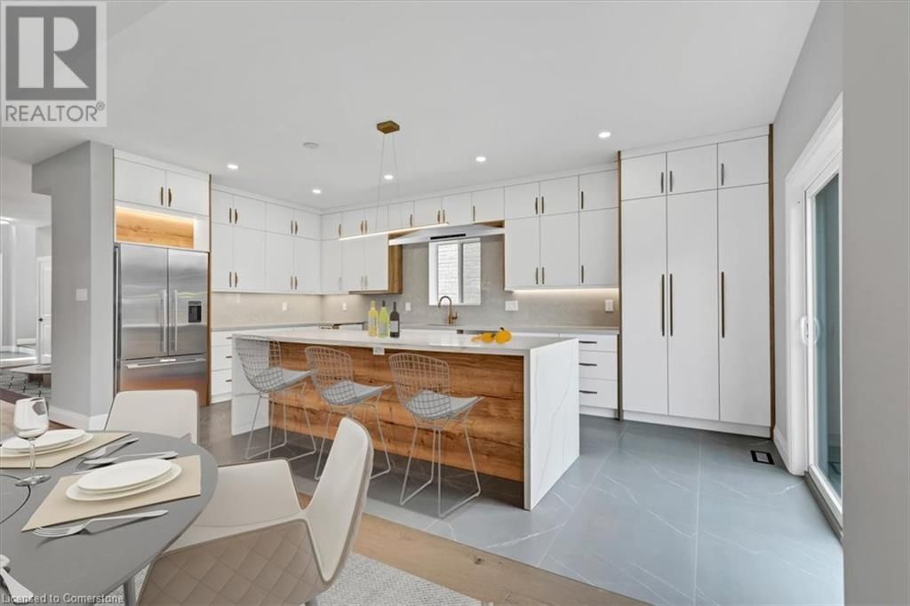 382 SOUTHCOTE ROAD Image 46