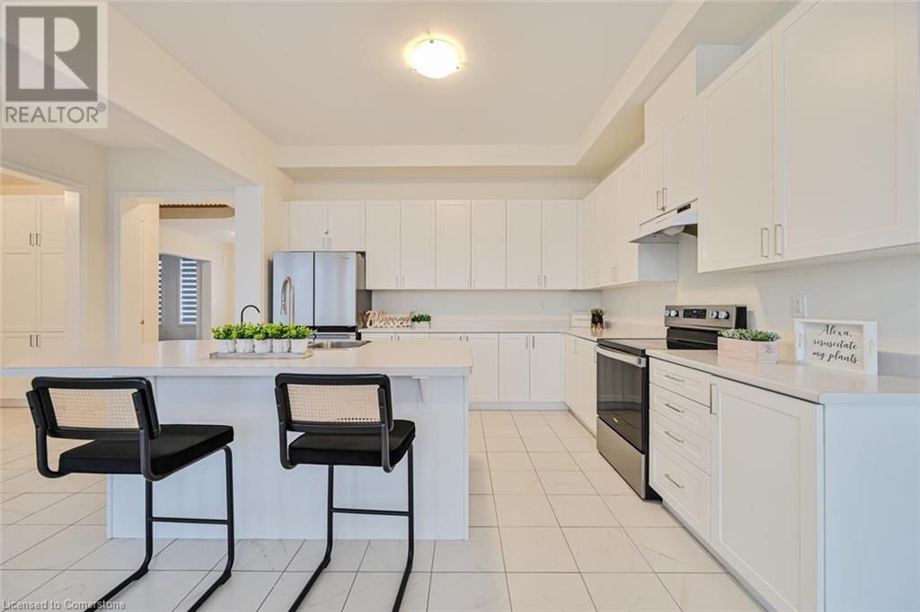 15 SANFORD CIRCLE Image 15