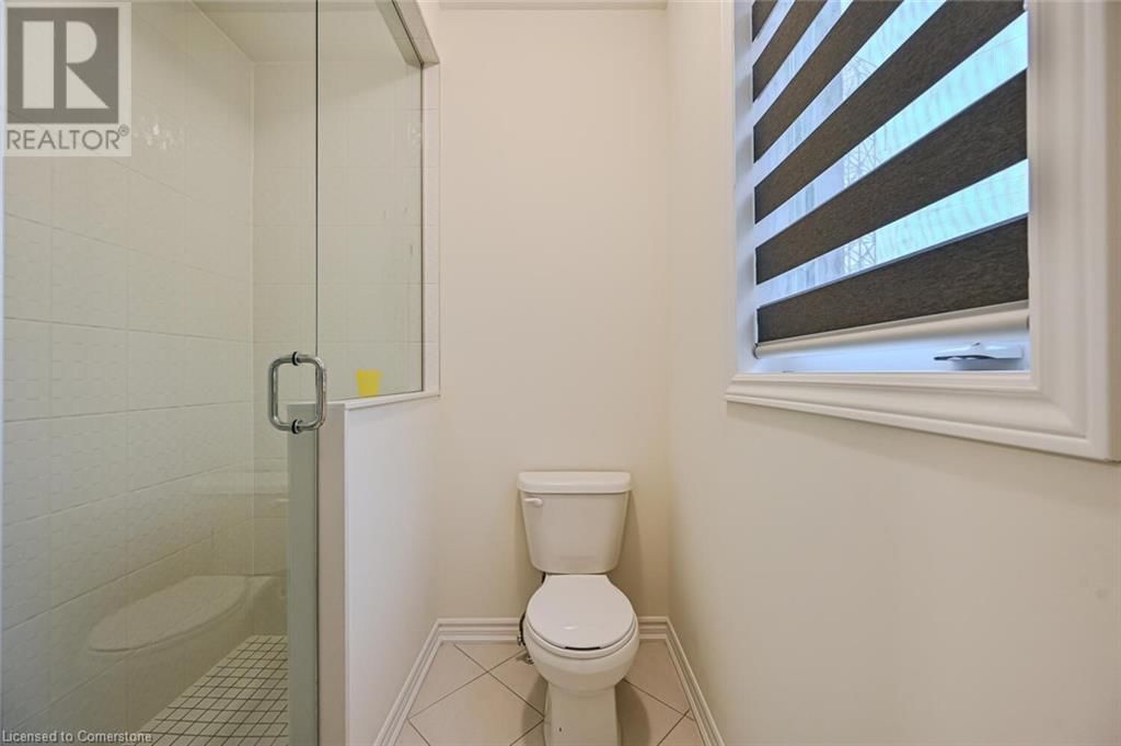 15 SANFORD CIRCLE Image 35