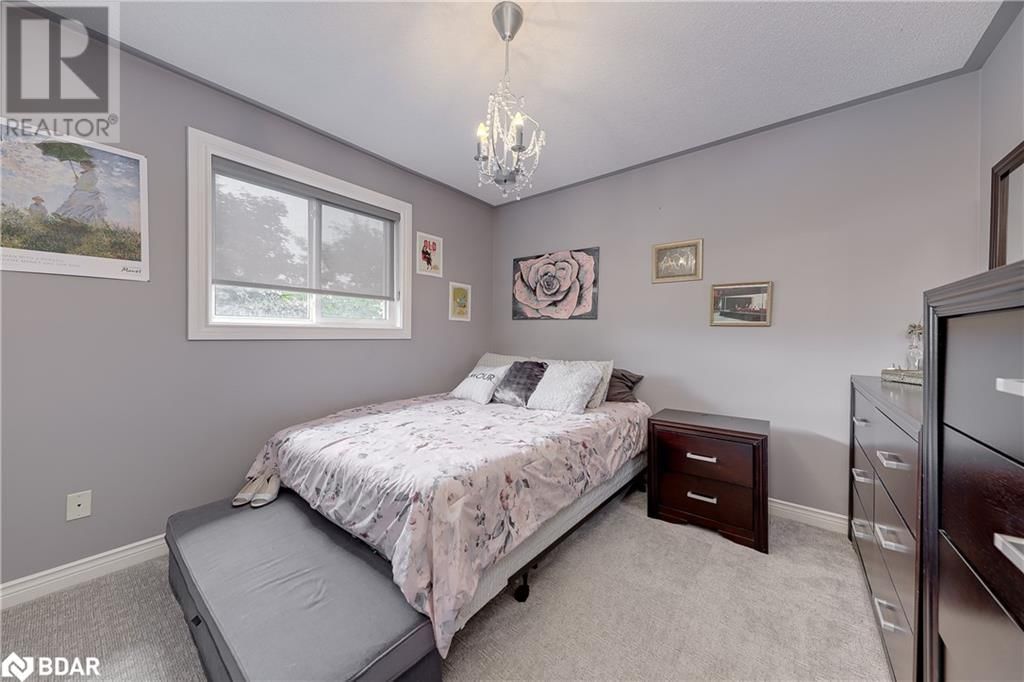 19 ALLSOP CRESCENT Image 26